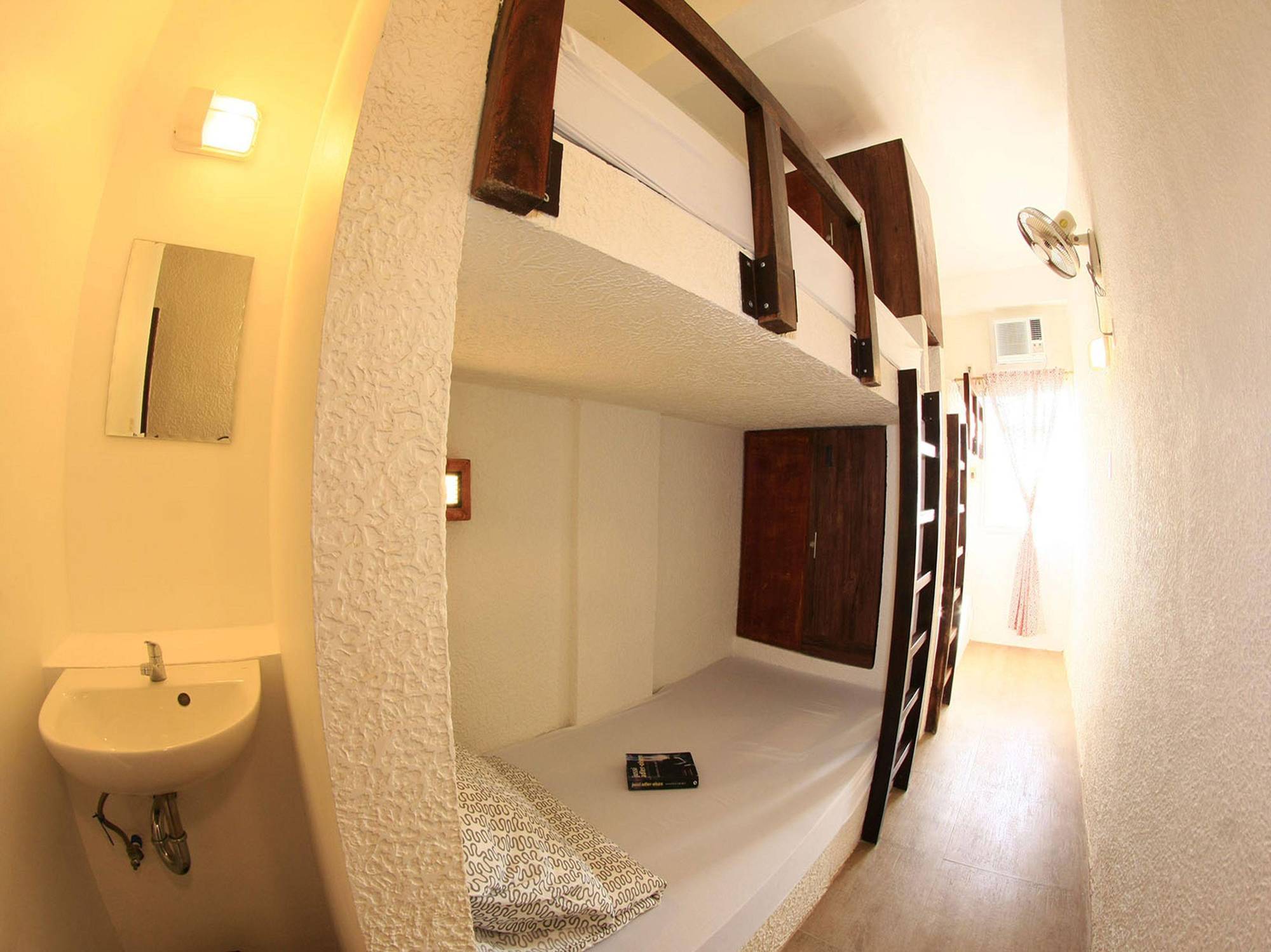 Sea Horse Guest House Coron Exteriér fotografie